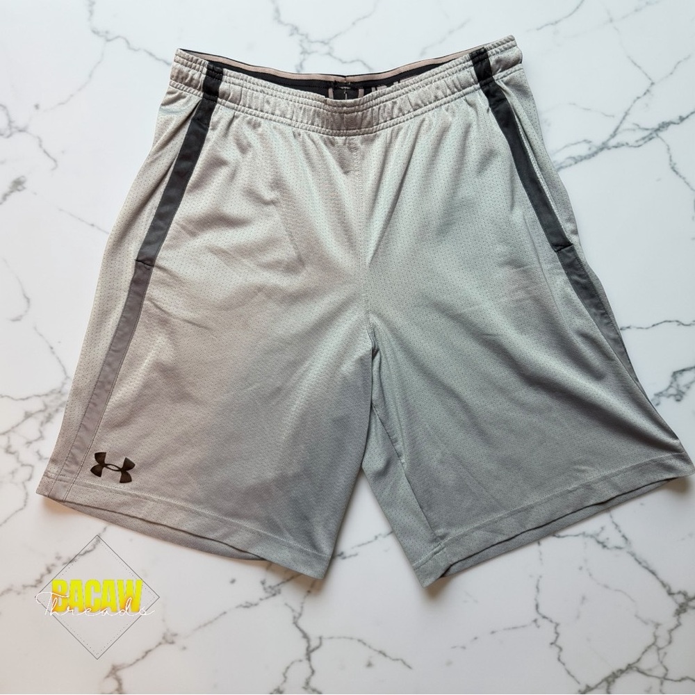 Under Armour Men's Large Gray UA Tech Mesh Athletic Shorts